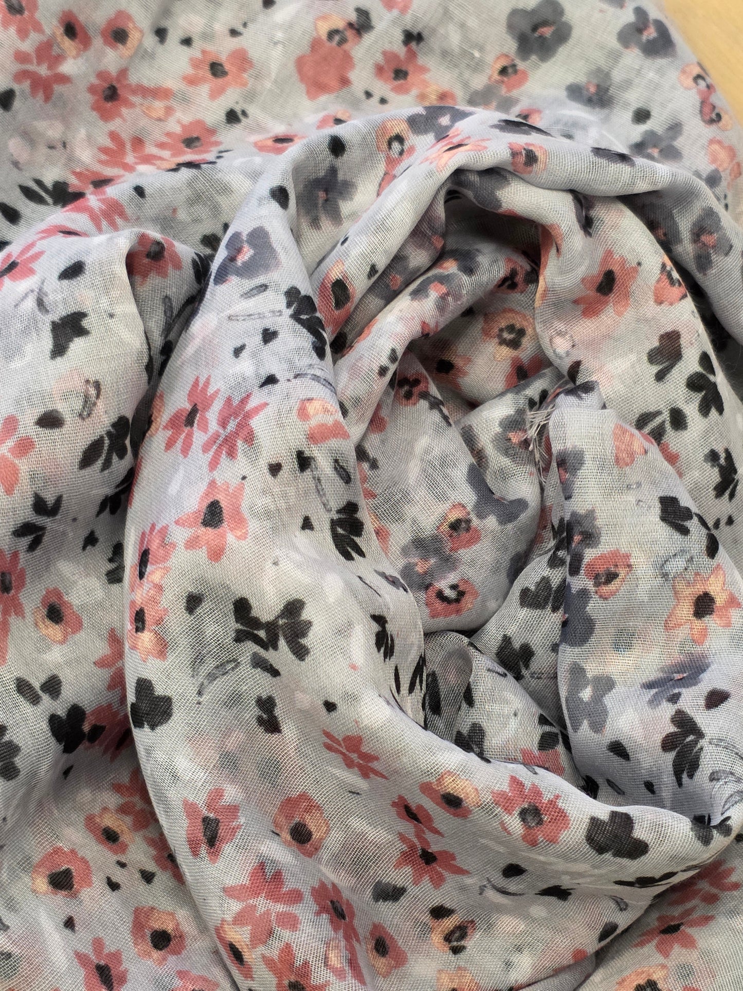 Foulard Grigio con fiori