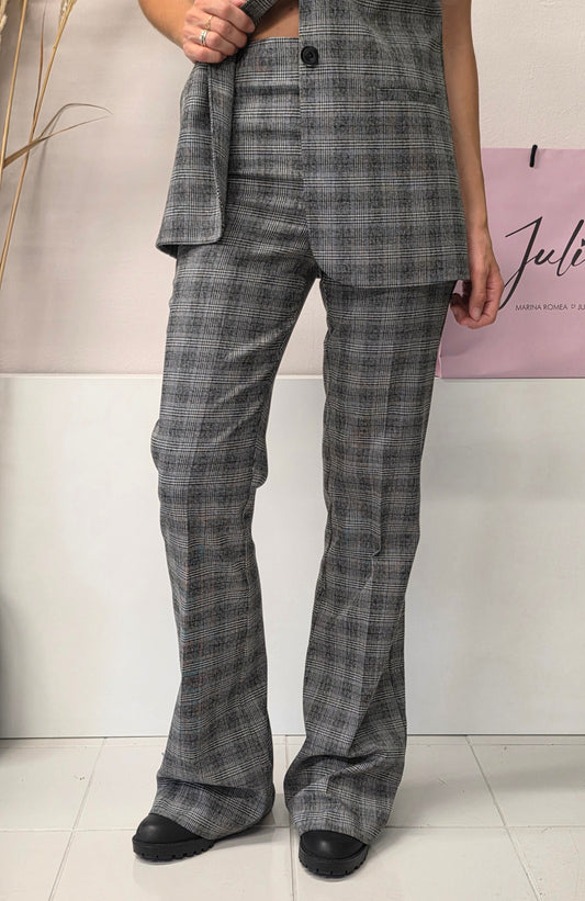 Pantalone Flare Check