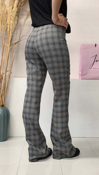 Pantalone Flare Check