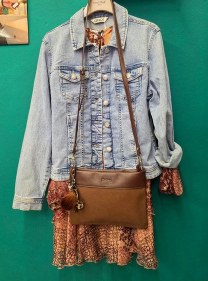 Borsa a busta con tracolla